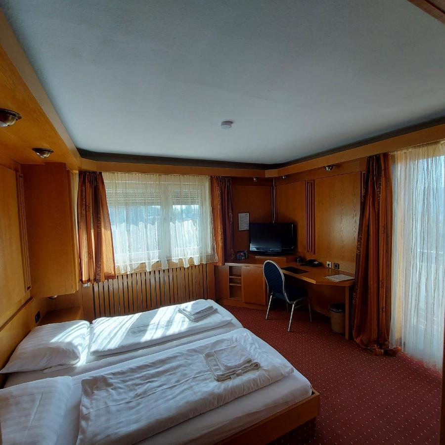 Hotel Tijda Stuttgart Kültér fotó