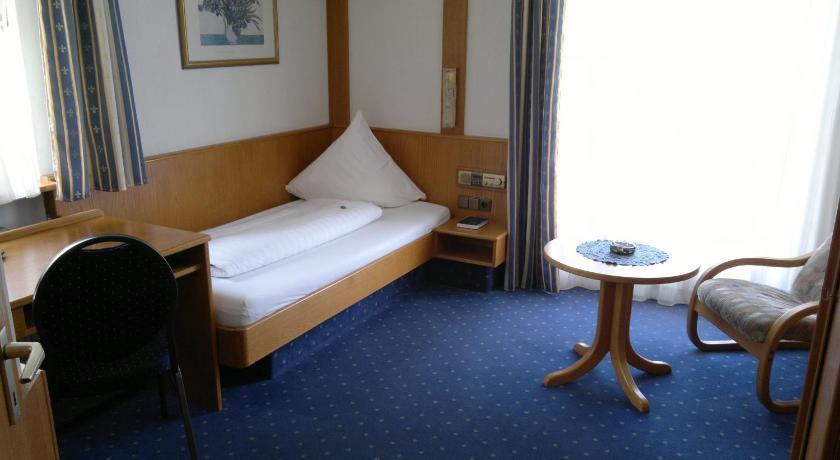 Hotel Tijda Stuttgart Szoba fotó